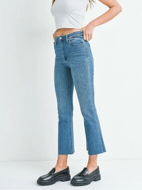 LEVI'S High-Waisted Crop Flare Jeans Medium Wash Size  28